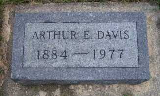 davis_arthur_e_headstone.jpg