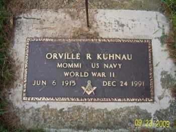 kuhnau_orville_r_headstone.jpg