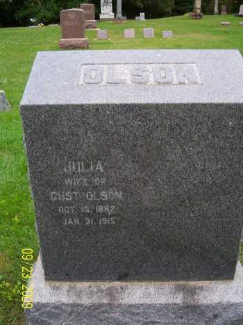 olson_julia_1882_1915_headstone.jpg