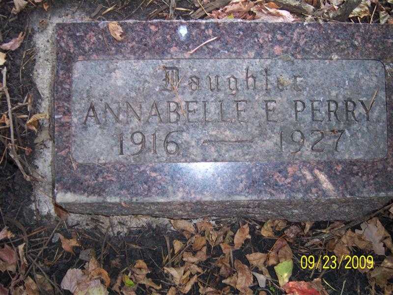 perry_annabelle_headstone.jpg