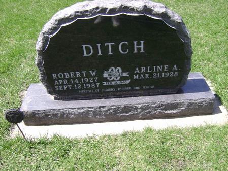 ditch_robert_arline_headstone.jpg.JPG