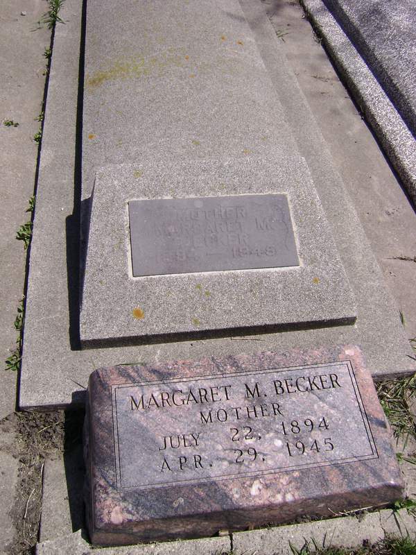 grussing_margaret_becker_headstone.jpg