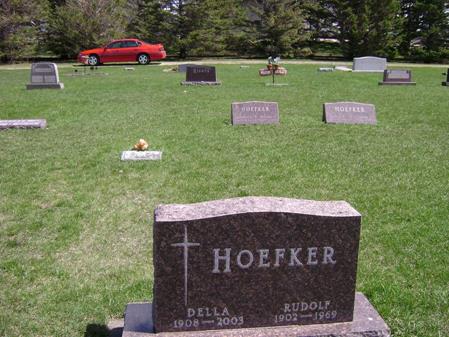 hoefker_headstones.jpg.JPG