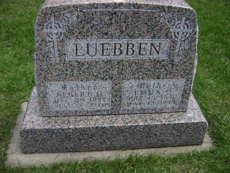 luebben_albert_emma_headstone.jpg.JPG