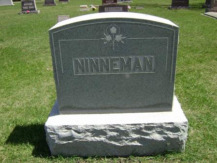 ninneman_headstone_.jpg.JPG
