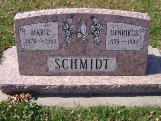 schmidt_hennikus_marie_headstone.jpg